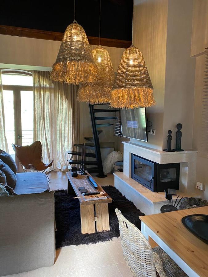 Luxurious Maisonette In The Countryside With A Pool Kalavryta Exterior foto