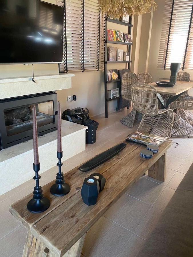 Luxurious Maisonette In The Countryside With A Pool Kalavryta Exterior foto